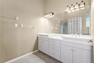 95 Vic Edwards Rd, Sarasota, FL 34240 - Photo 12