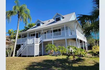 409 84th Street NW, Bradenton, FL 34209 - Photo 2