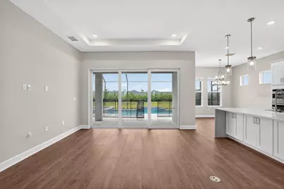 7653 Moonbeam Avenue, Sarasota, FL 34241 - Photo 8