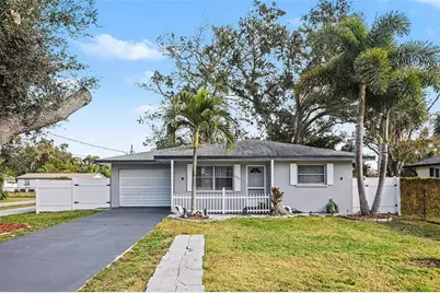 4703 33rd Street W, Bradenton, FL 34207 - Photo 2