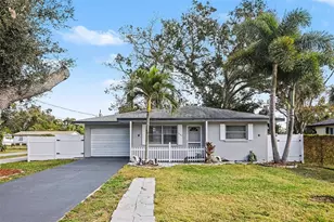 4703 33rd St W, Bradenton, FL 34207 - Photo 2