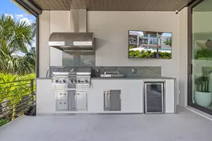 590 De Narvaez Dr, Longboat Key, FL 34228 - Photo 66