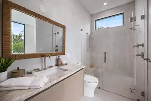 590 De Narvaez Dr, Longboat Key, FL 34228 - Photo 54