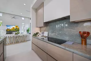 590 De Narvaez Dr, Longboat Key, FL 34228 - Photo 20