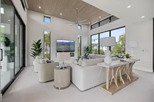 590 De Narvaez Dr, Longboat Key, FL 34228 - Photo 14