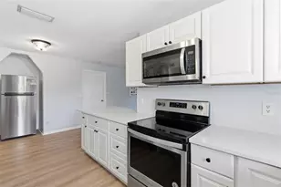 2227 Montclair Dr, Sarasota, FL 34231 - Photo 24
