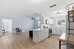 2227 Montclair Dr, Sarasota, FL 34231 - Photo 36