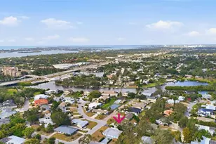 2227 Montclair Dr, Sarasota, FL 34231 - Photo 48