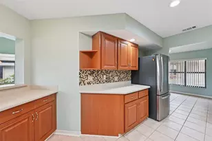 227 Southampton Dr, Venice, FL 34293 - Photo 26