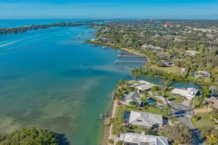 475 Picasso Dr, Nokomis, FL 34275 - Photo 1