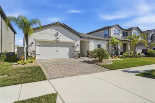 3010 Marine Grass Dr, Wimauma, FL 33598 - Photo 2