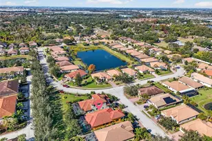 3710 80th Dr E, Sarasota, FL 34243 - Photo 40