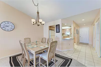 525 Barcelona Avenue #207, Venice, FL 34285 - Photo 8