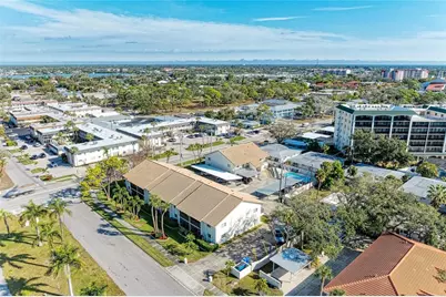 525 Barcelona Avenue #207, Venice, FL 34285 - Photo 2