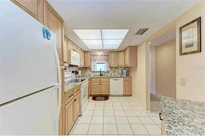 525 Barcelona Avenue #207, Venice, FL 34285 - Photo 12