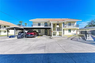 525 Barcelona Ave, Venice, FL 34285 - Photo 1