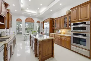 10181 NW 131st St, Hialeah, FL 33018 - Photo 14