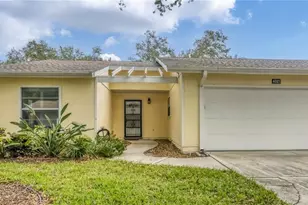 4021 Oakhurst Dr, Sarasota, FL 34233 - Photo 2
