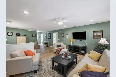 4021 Oakhurst Drive #3121, Sarasota, FL 34233 - Photo 6