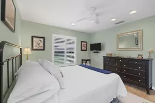 4021 Oakhurst Dr, Sarasota, FL 34233 - Photo 20