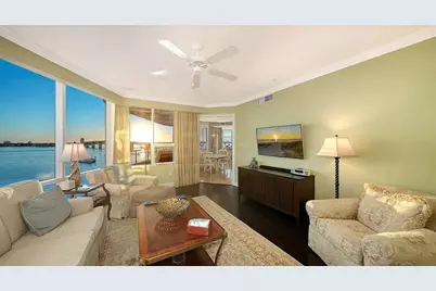 136 Golden Gate Point #502, Sarasota, FL 34236 - Photo 18