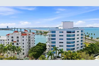 136 Golden Gate Point #502, Sarasota, FL 34236 - Photo 1