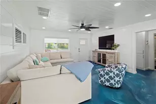 208 84th St, Holmes Beach, FL 34217 - Photo 16