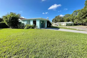 3495 Tree Line Ct, Sarasota, FL 34231 - Photo 2