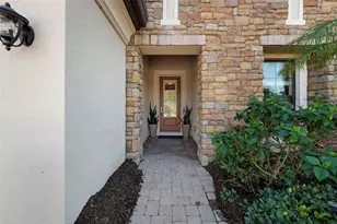 2525 Vaccaro Dr, Sarasota, FL 34231 - Photo 4