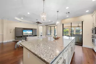 2525 Vaccaro Dr, Sarasota, FL 34231 - Photo 18