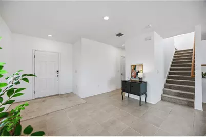 11252 Fieldstone Drive, Palmetto, FL 34221 - Photo 8