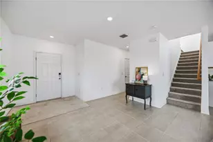 11252 Fieldstone Dr, Palmetto, FL 34221 - Photo 8