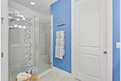 5400 Lampiasi Street, Sarasota, FL 34238 - Photo 18