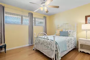 2155 Wood St, Sarasota, FL 34237 - Photo 10