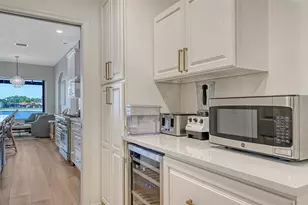 6619 Waters Edge Way, Lakewood Ranch, FL 34202 - Photo 36