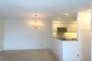 554 Sutton Pl, Longboat Key, FL 34228 - Photo 4