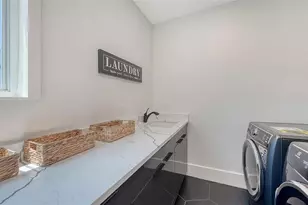 8800 Midnight Pass Rd, Sarasota, FL 34242 - Photo 36