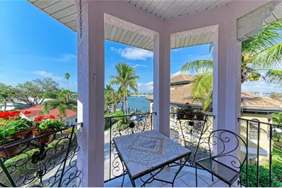 282 Santa Maria Street, Venice, FL 34285 - Photo 12