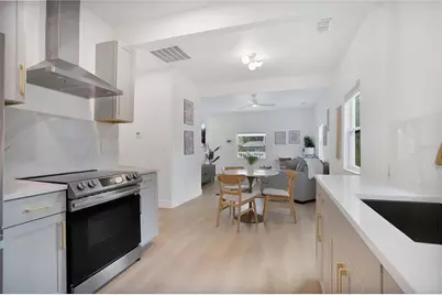 1205 Highland Street S, Saint Petersburg, FL 33701 - Photo 8