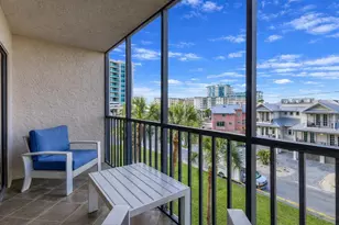 1001 Benjamin Franklin Dr, Sarasota, FL 34236 - Photo 6