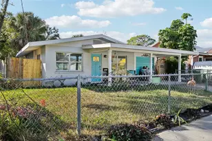 1217 11th Ave W, Bradenton, FL 34205 - Photo 2