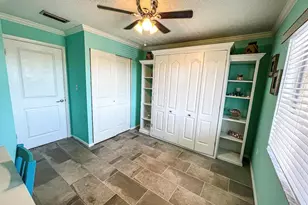 3766 Lake Bayshore Dr, Bradenton, FL 34205 - Photo 20
