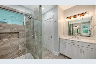 3606 Palonia Court, Sarasota, FL 34239 - Photo 22