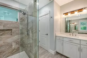 3606 Palonia Ct, Sarasota, FL 34239 - Photo 22