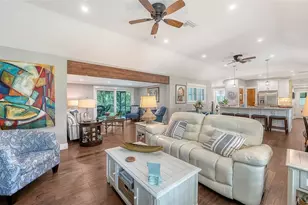 3606 Palonia Ct, Sarasota, FL 34239 - Photo 10