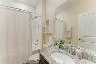 5635 Los Robles Ct, Palmetto, FL 34221 - Photo 20
