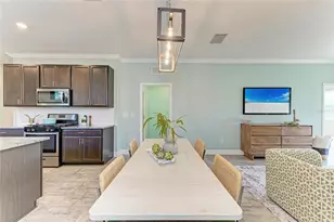 5635 Los Robles Ct, Palmetto, FL 34221 - Photo 6