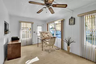 5619 Bayshore Rd, Palmetto, FL 34221 - Photo 10