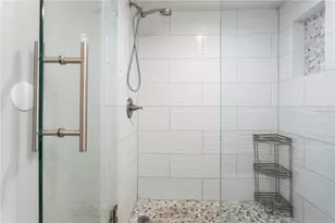 817 Bahia Del Sol Dr, Ruskin, FL 33570 - Photo 32