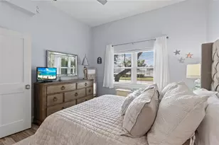 1010 Central Ave, Saint Petersburg, FL 33705 - Photo 16